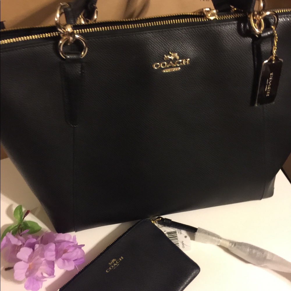 🖤🛍 SOLD//Coach Set 🛍🖤 - Picture 4 of 8